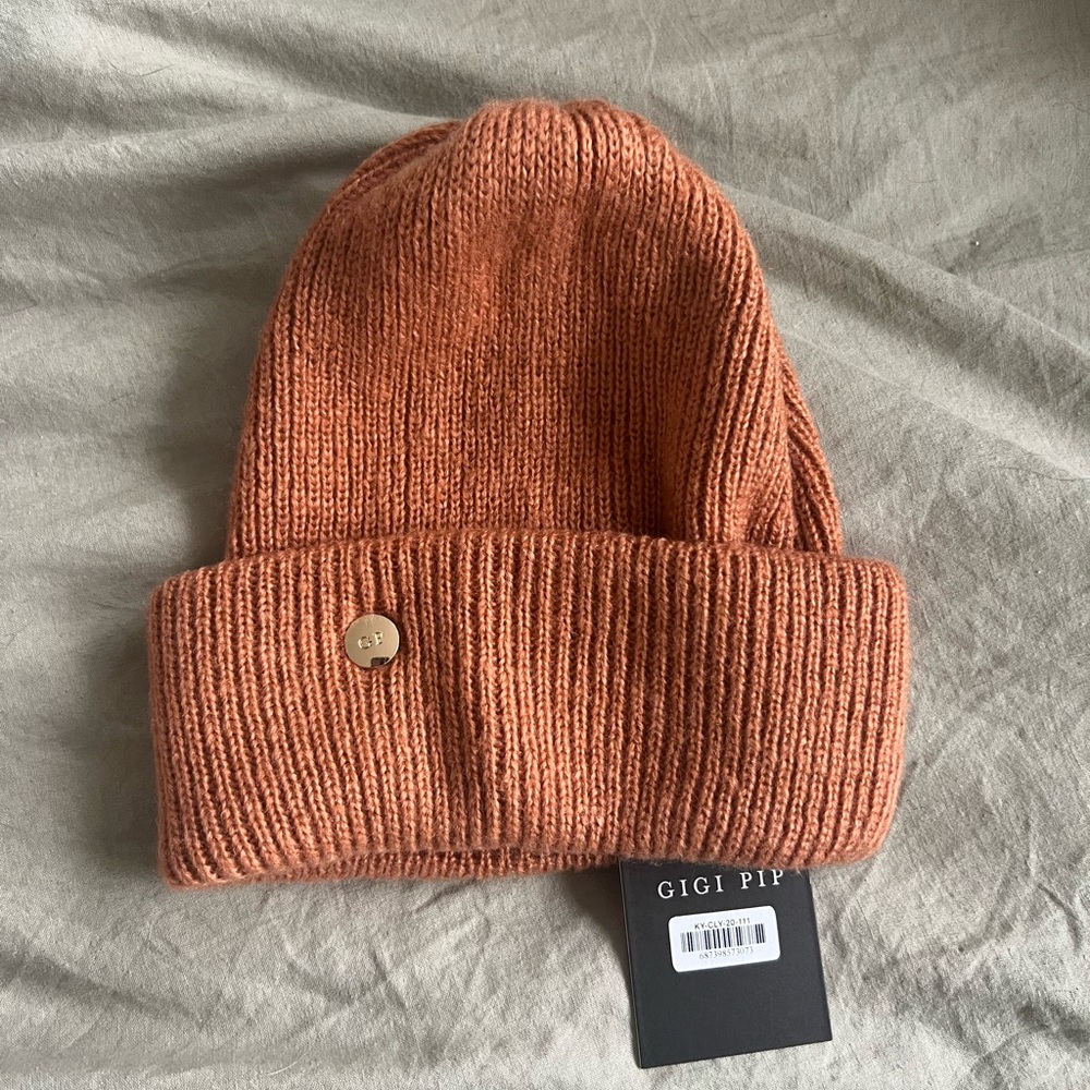 Gigi Pip Ky Ribbed Knit Beanie
